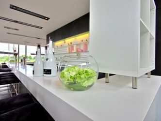 Eine der stylischsten Eventlocations in Köln: Das Pe303 direkt am Rhein!