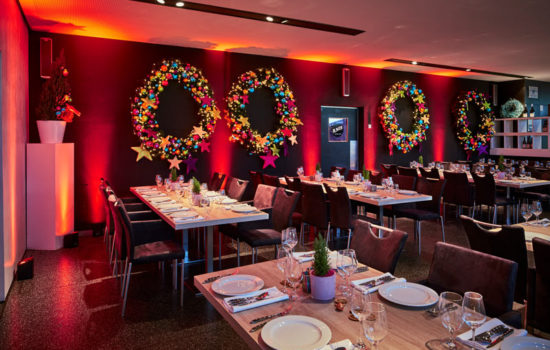 Pe303: Die Location für Ihre Weihnachtsfeier in Köln direkt am Rhein